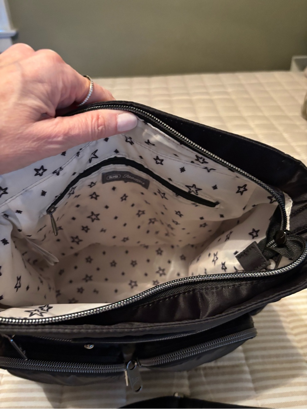 Lug Toodles Black Quilted Crossbody Bag with Star-Print Interior - Picture 8 of 8